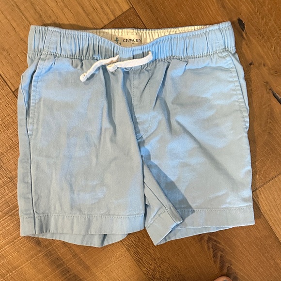 Crewcuts 3T Kids' Navy, Light Blue, and Tan Short Set - Picture 6 of 9